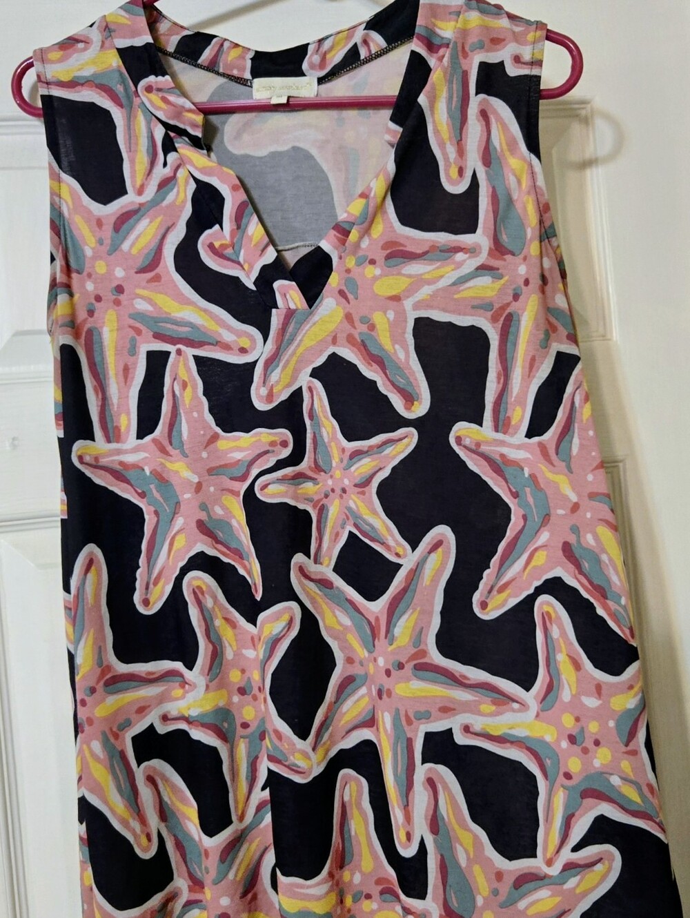 Simply Southern starfish print v-neck tank top